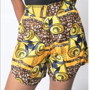 Ray Darten, side zip shorts